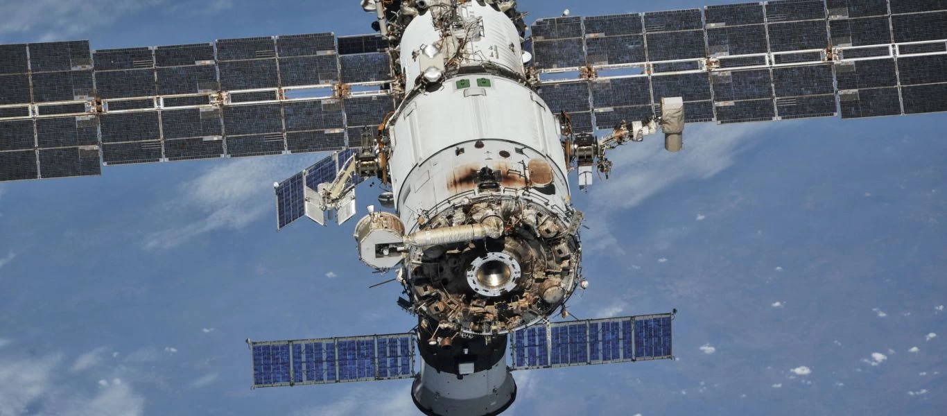 Roscosmos: Διαψεύδει την απώλεια επικοινωνίας με ρωσικούς δορυφόρους